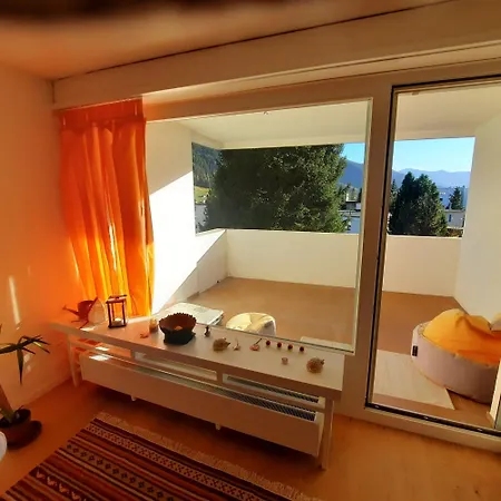 Zentral Gelegene Sonnige Und Ruhige Apartmán